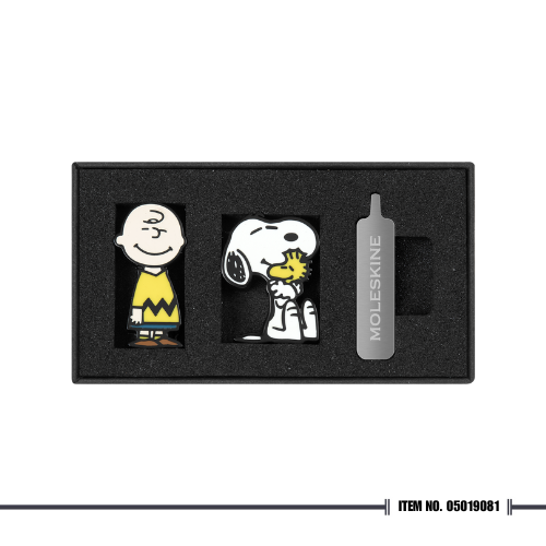 Moleskine x Peanuts Limited Edition Pins (set of 2)