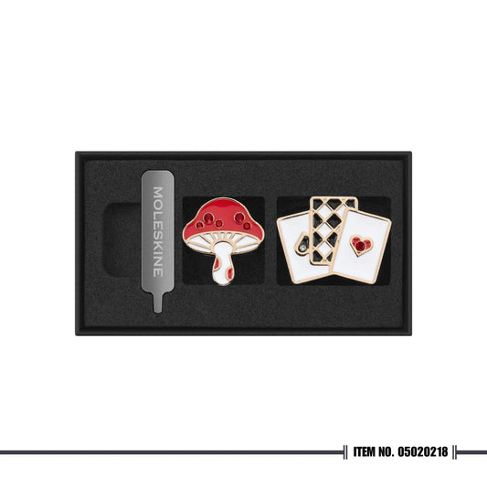 Moleskine Personalization Pins - Alice's Adventures in Wonderland Set of 2, Mushroom & Cards